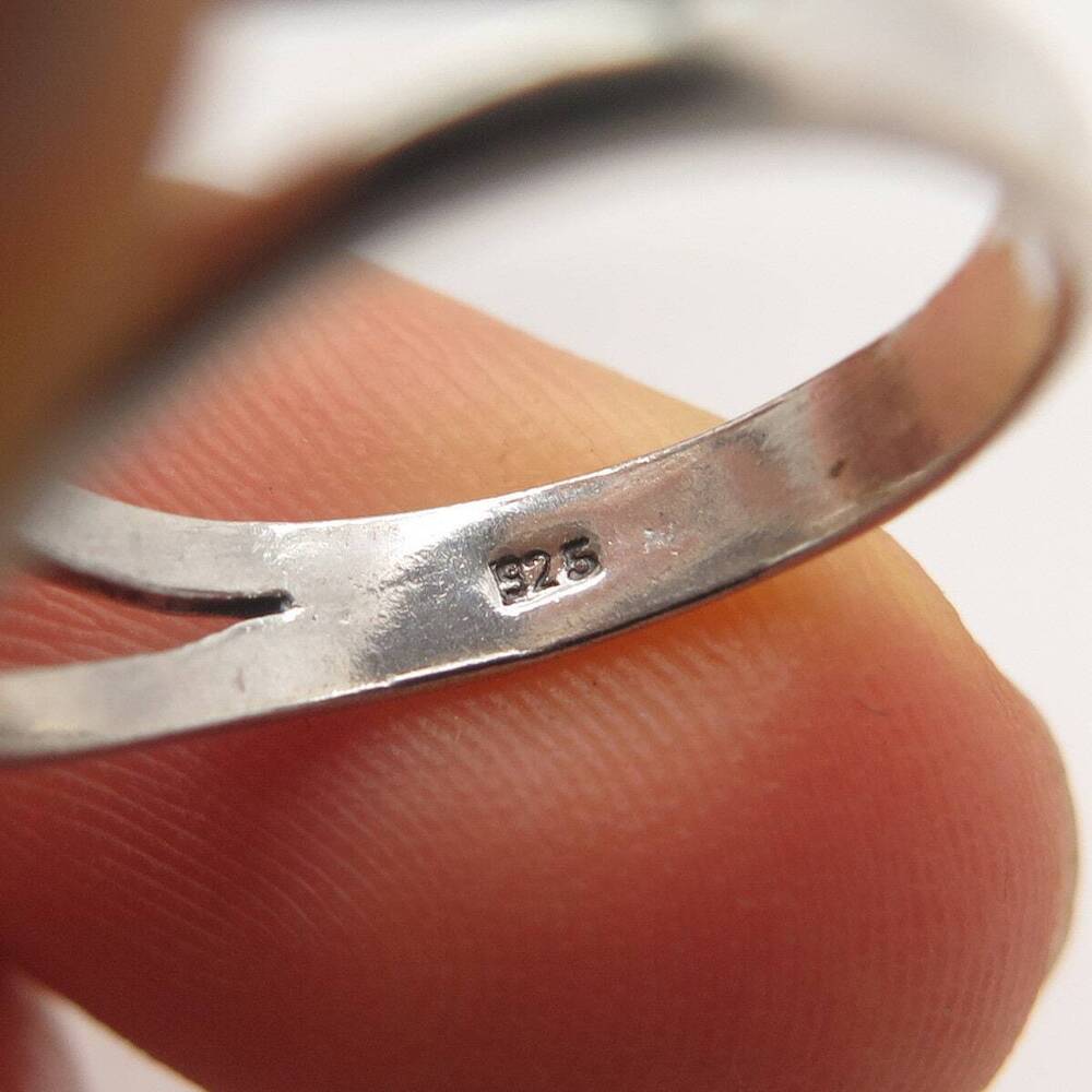 925 Sterling Silver Vintage Friendly Dolphin Ring Size 5 - Picture 7 of 8